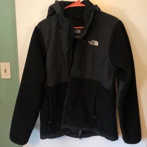 Black Hooded Women’s Northface